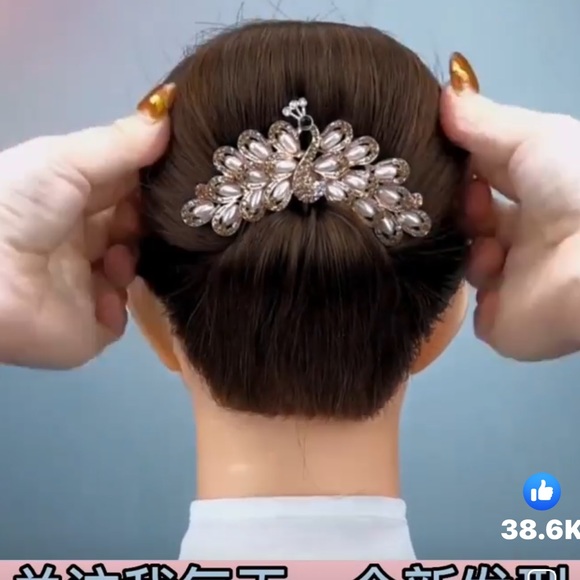 Hair Clip for Ladies - Picture 4 of 4